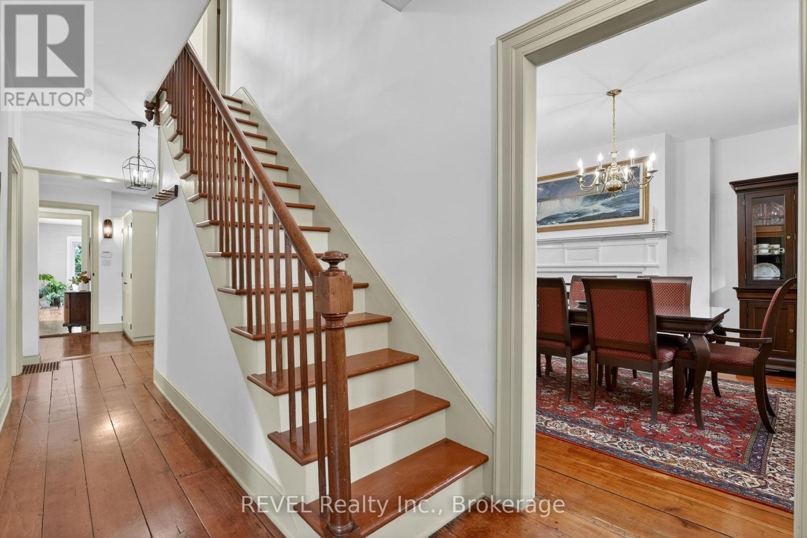 235 SIMCOE STREET - 5