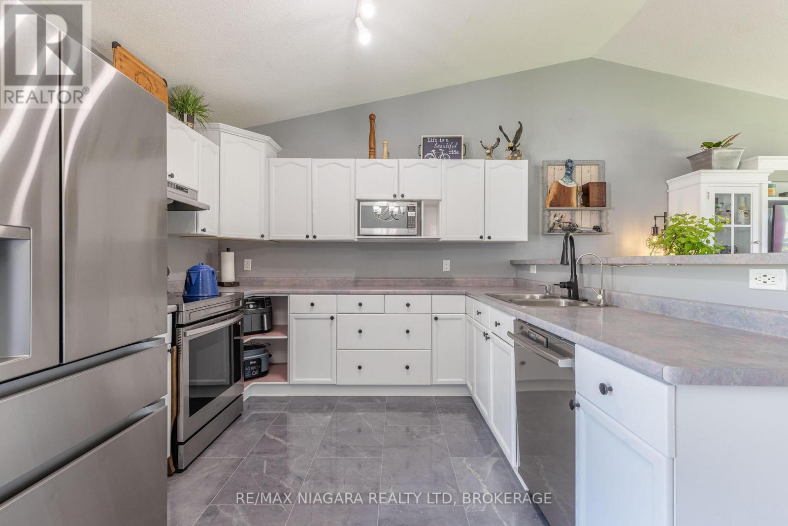 3482 DOMINION ROAD - 9