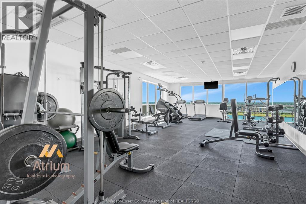 #803 1225 RIVERSIDE DRIVE West - 27