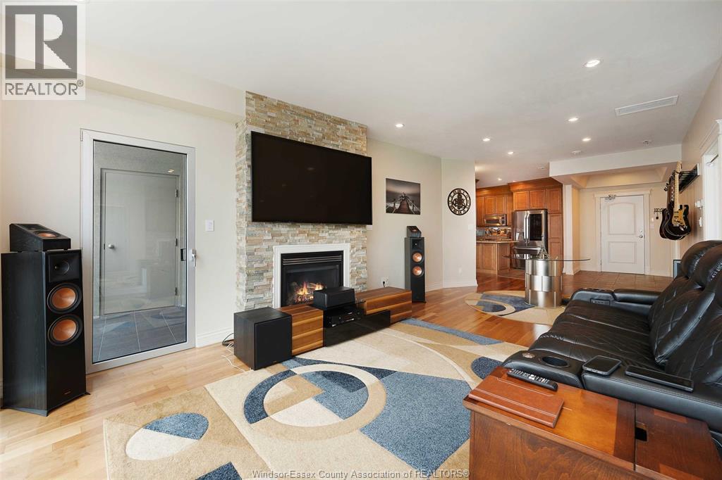 #803 1225 RIVERSIDE DRIVE West - 9
