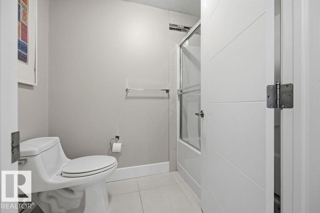 3128 58 AV NE - 46