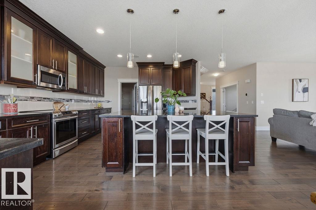 3128 58 AV NE - 30