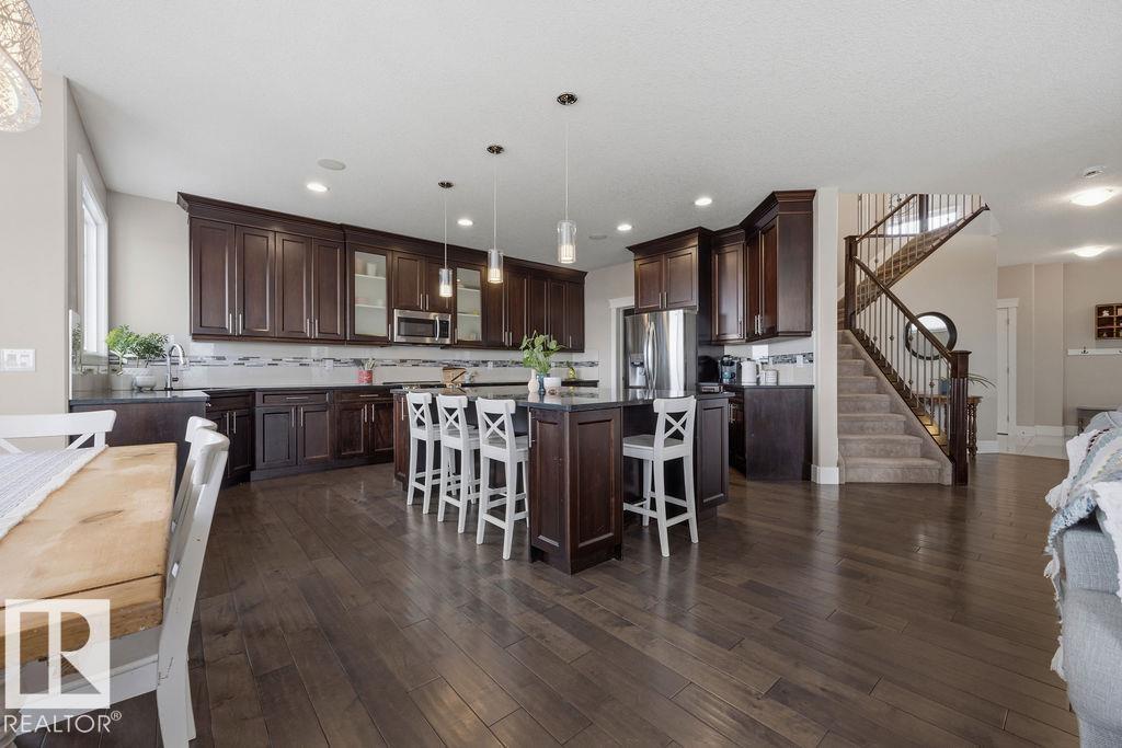 3128 58 AV NE - 26