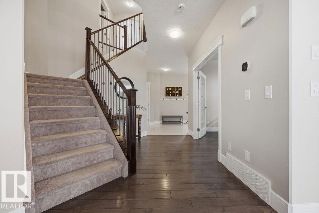 3128 58 AV NE - 18