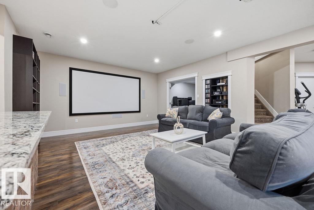 3128 58 AV NE - 68