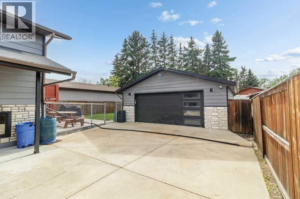 16 Willow Street — photo 26
