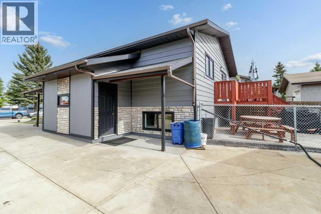 16 Willow Street — photo 37