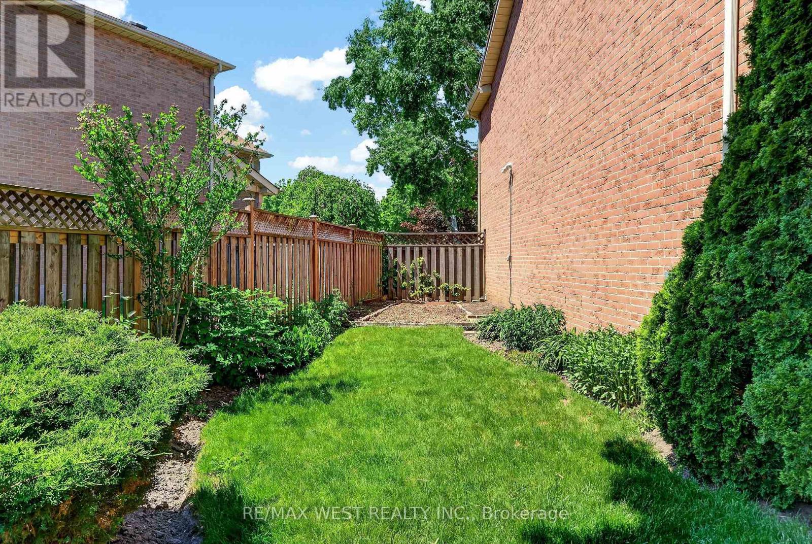 88 PALOMINO DRIVE - 47