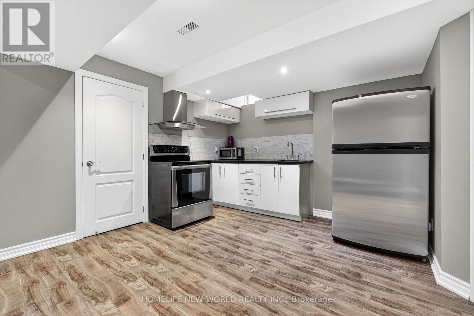 5313 LONGFORD DRIVE - 34