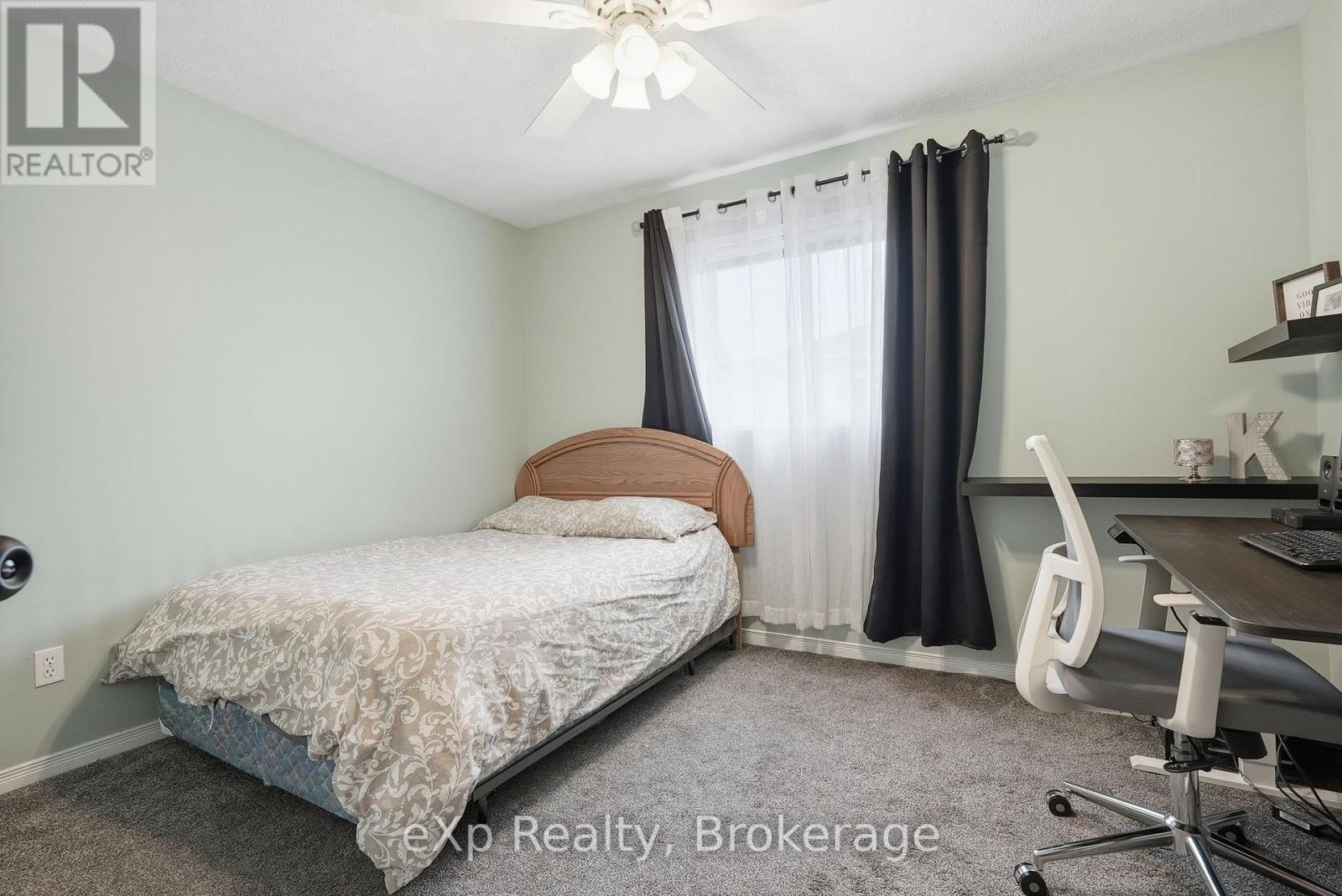 957 WATERLOO STREET - 20