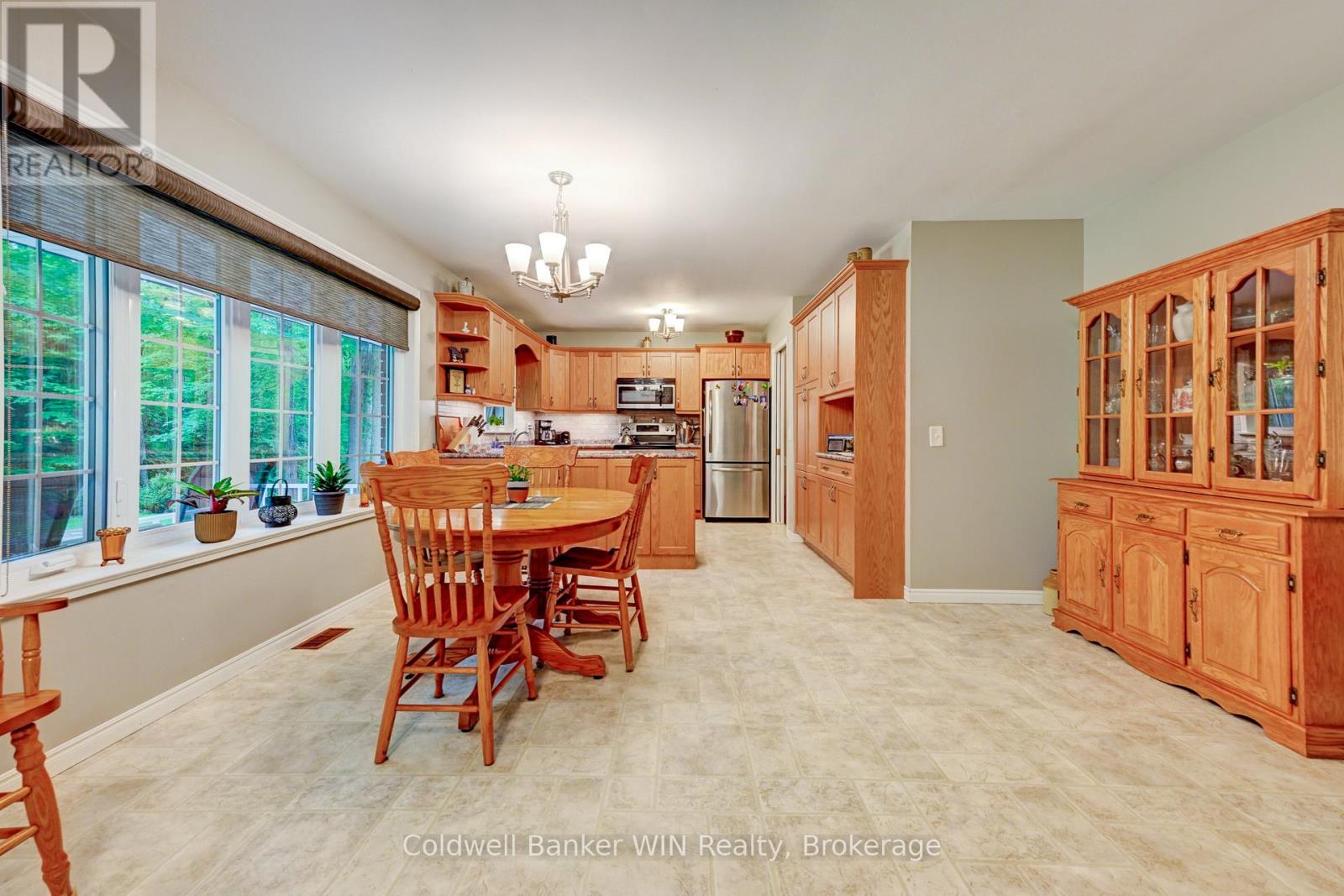 211007 BASELINE ROAD - 12