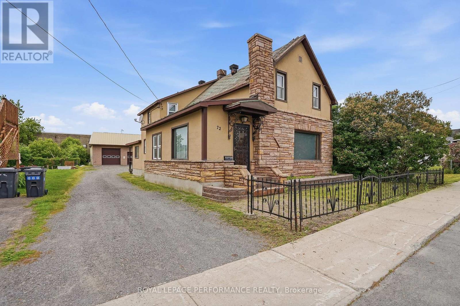 72 LONGUEUIL STREET - 1
