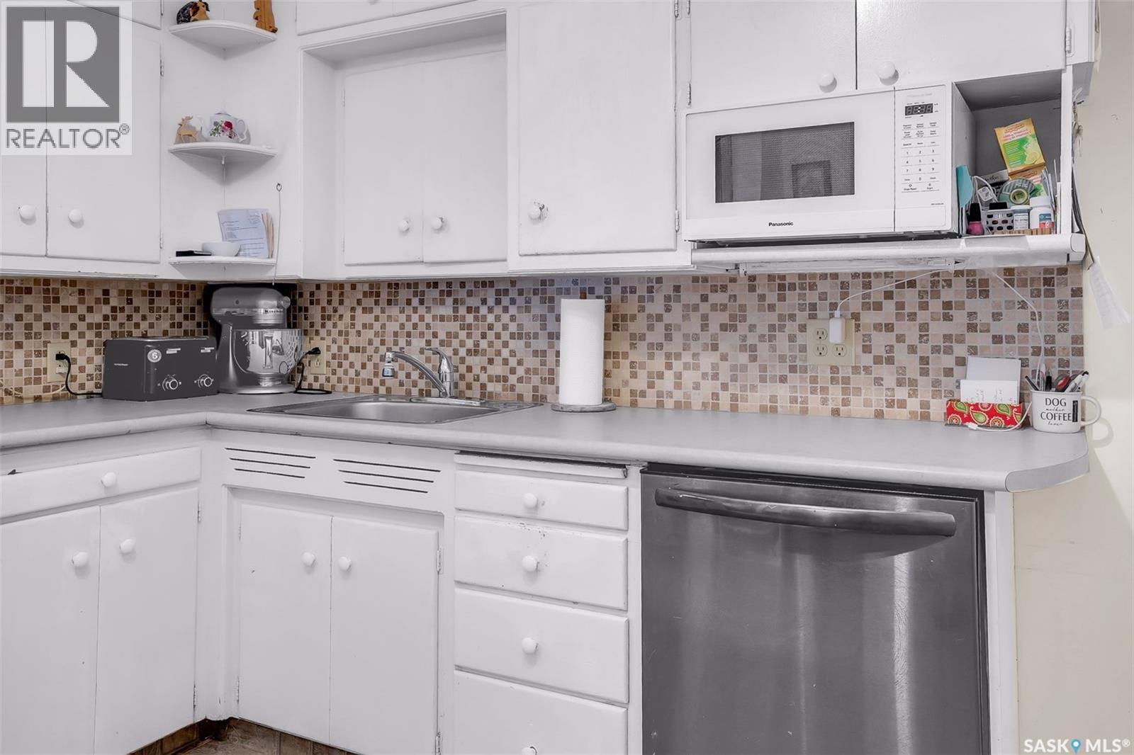 421 P AVENUE N — photo 10