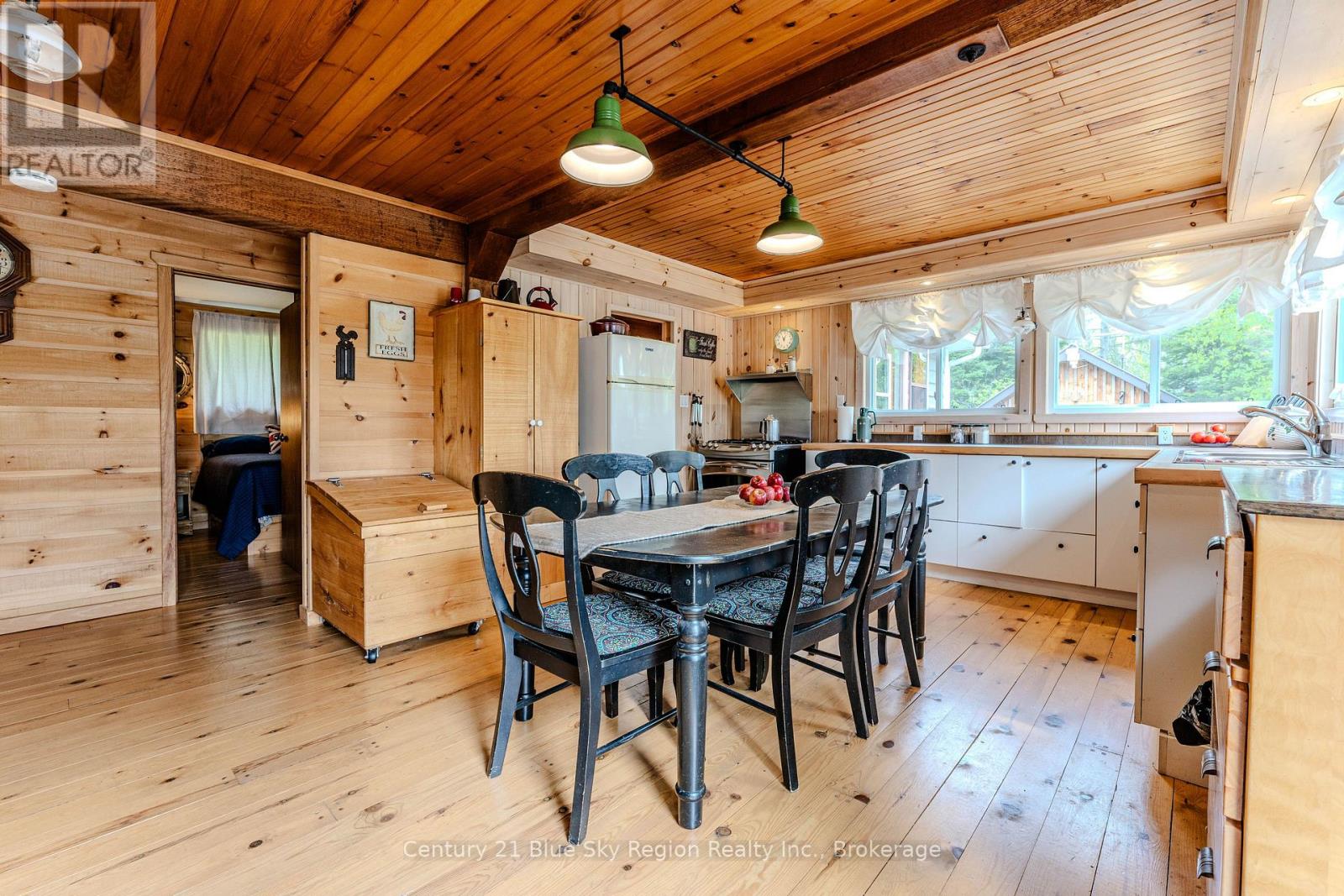 10385 RABBIT LAKE - 9