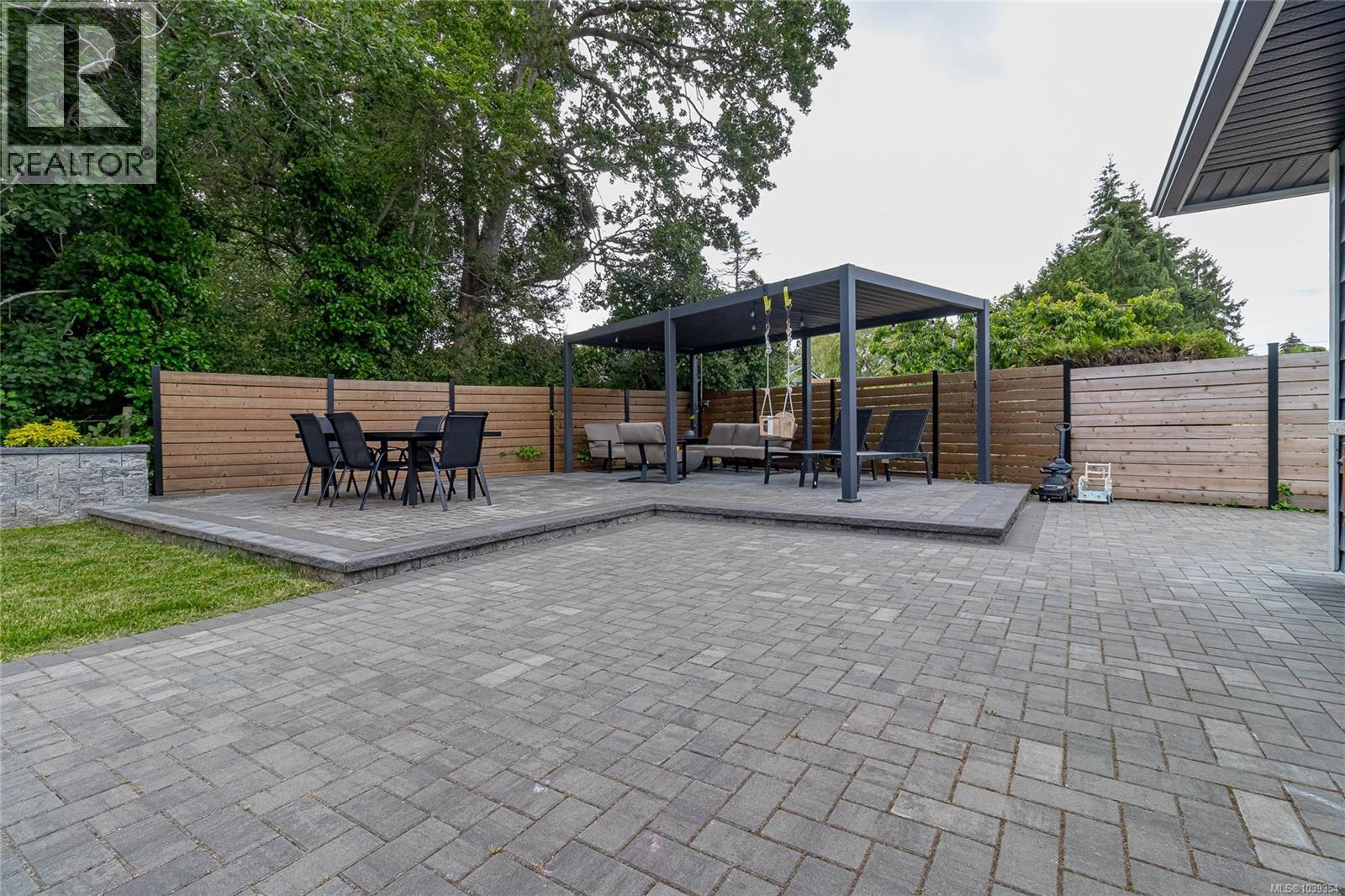 4035 Century Rd - 32