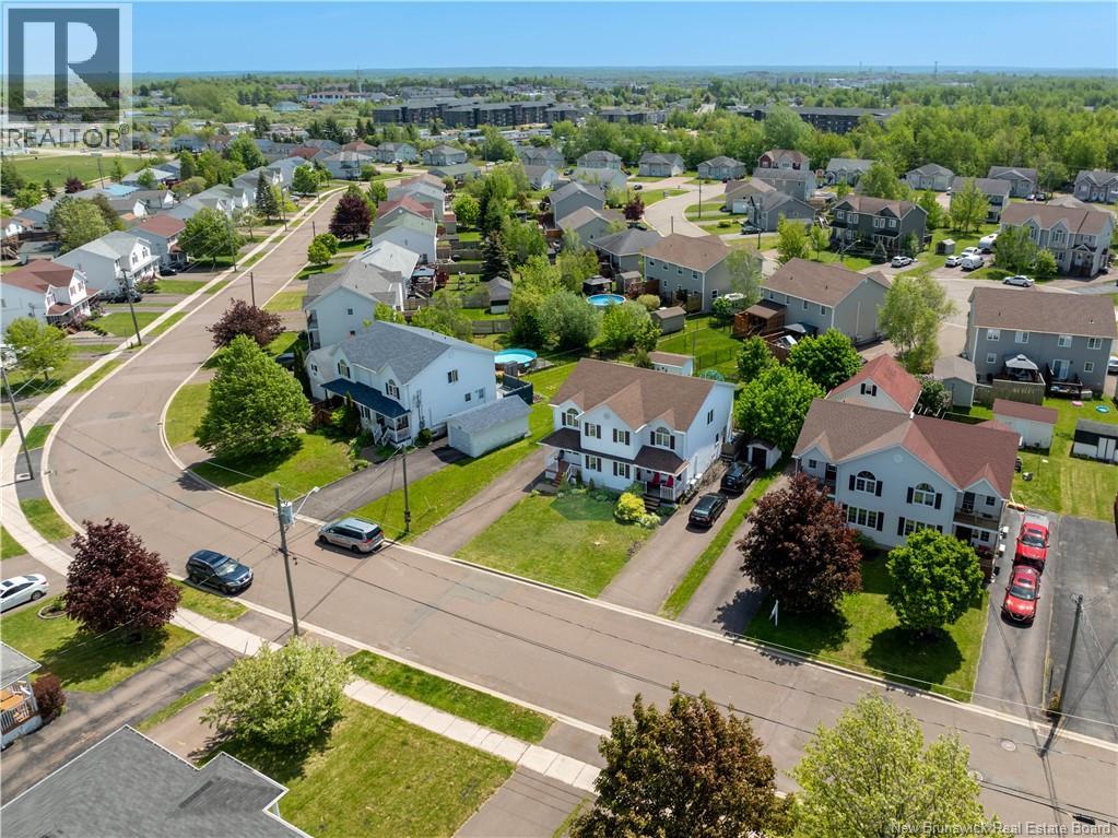 72 Martindale Drive - 29
