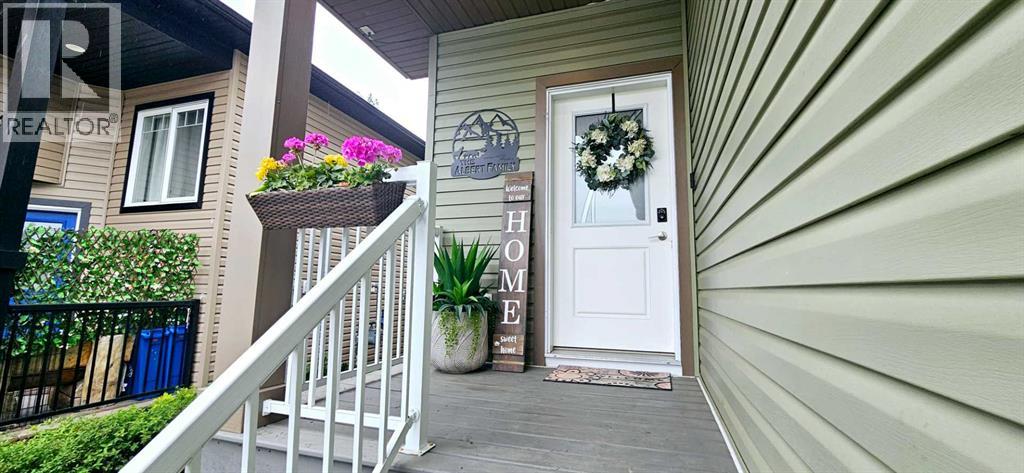 8869 96 Avenue - 3