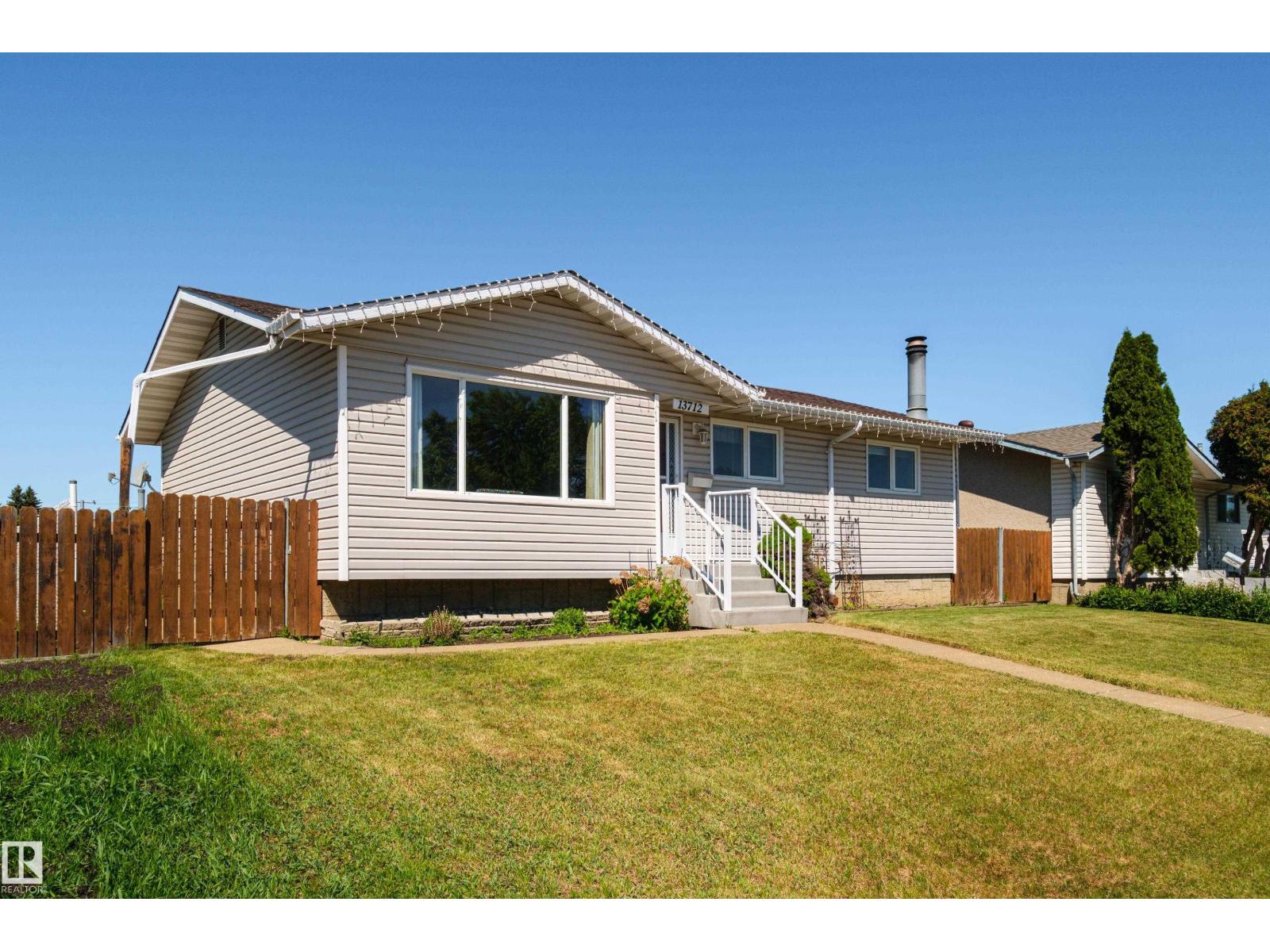 13712 87 ST NW - photo 2