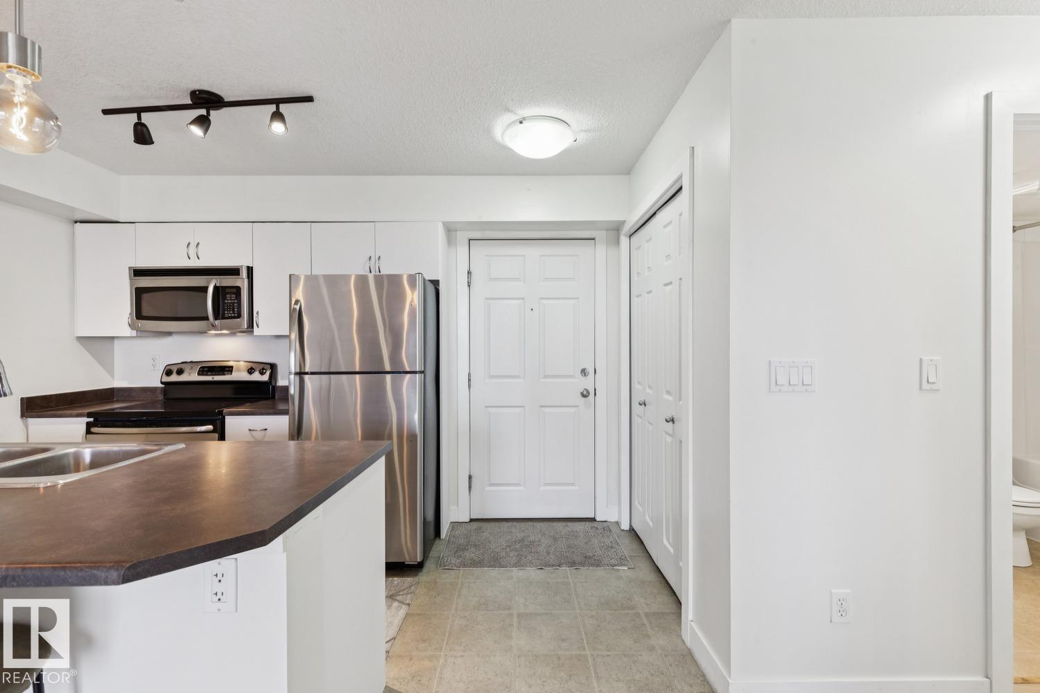 #126 920 156 ST NW NW - 3
