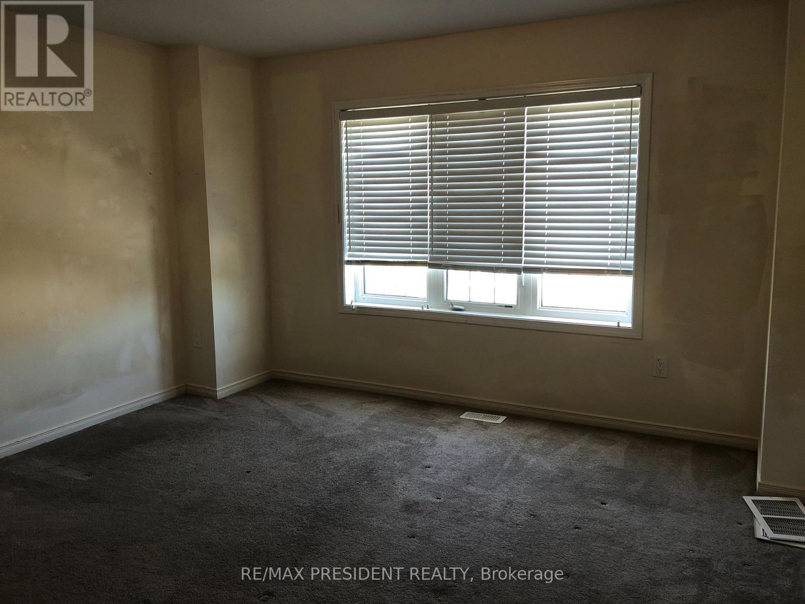 25 SEANESY DRIVE - 14