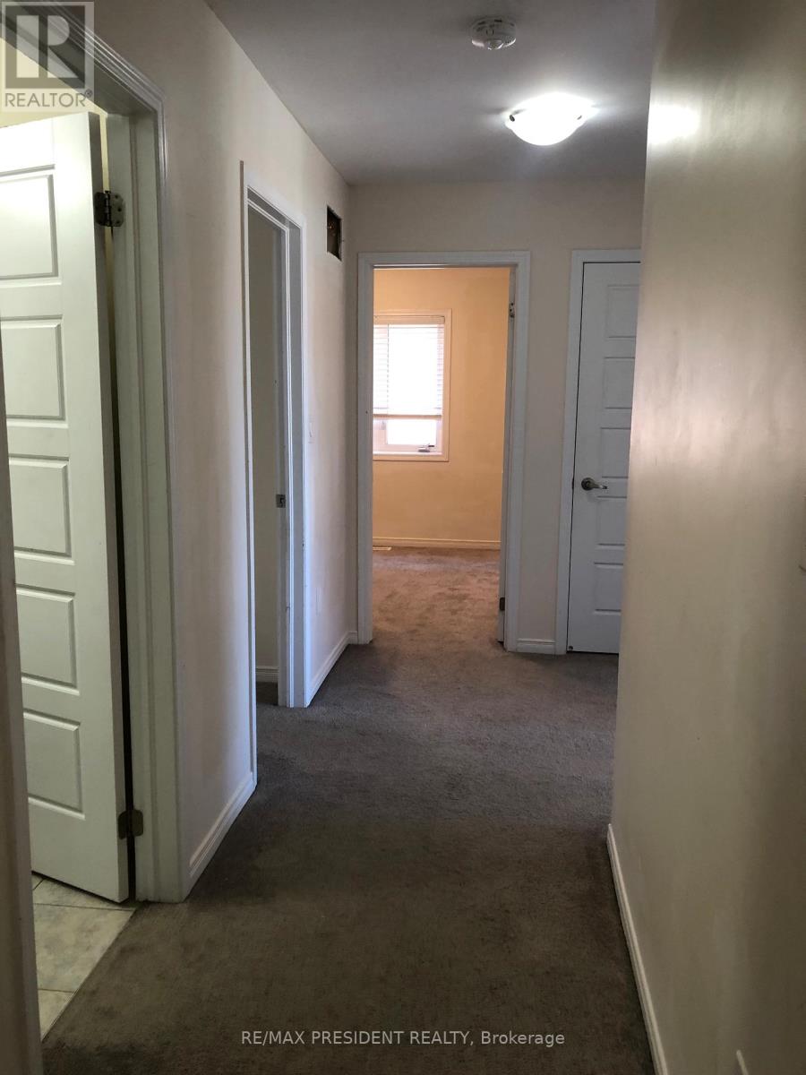 25 SEANESY DRIVE - 18