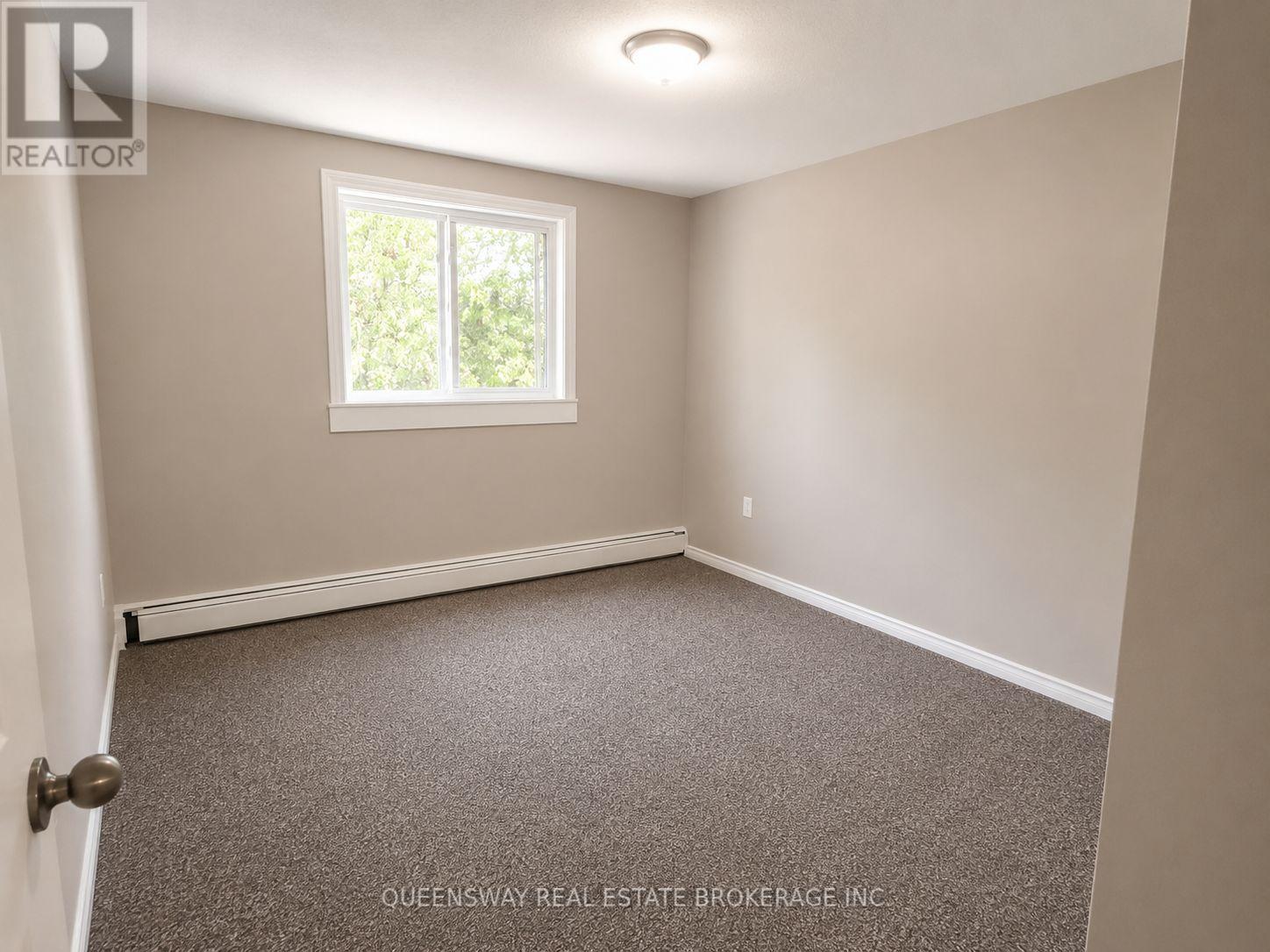 #306 601 BARBER AVENUE N - Image 6