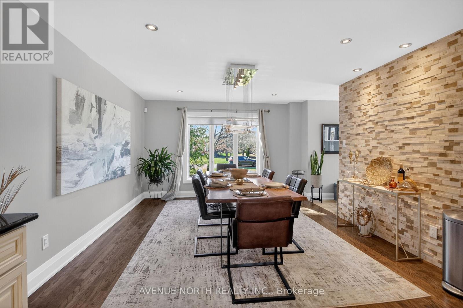 1317 CORNFIELD CRESCENT - 21
