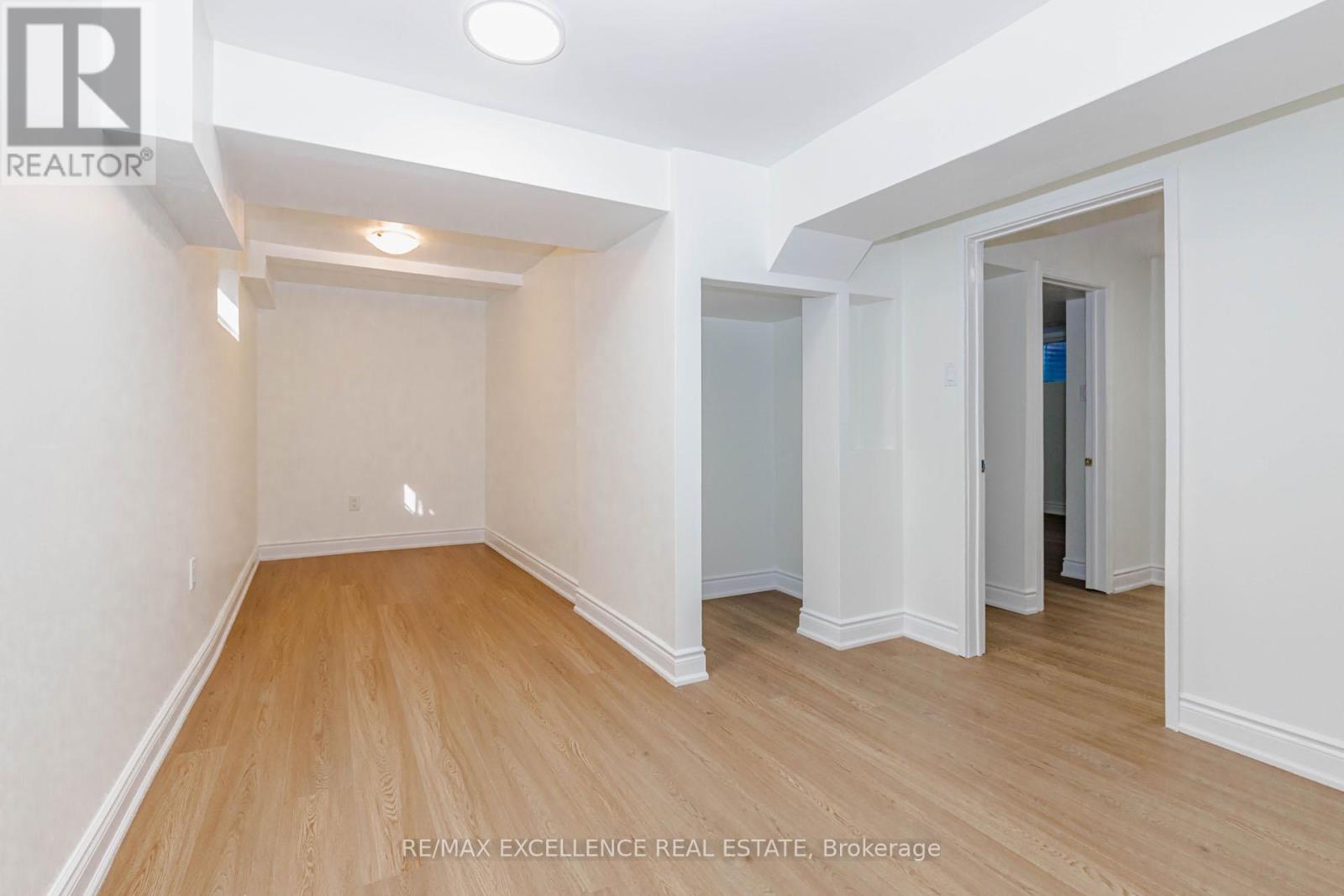15 MAIDSTONE CRESCENT - 42