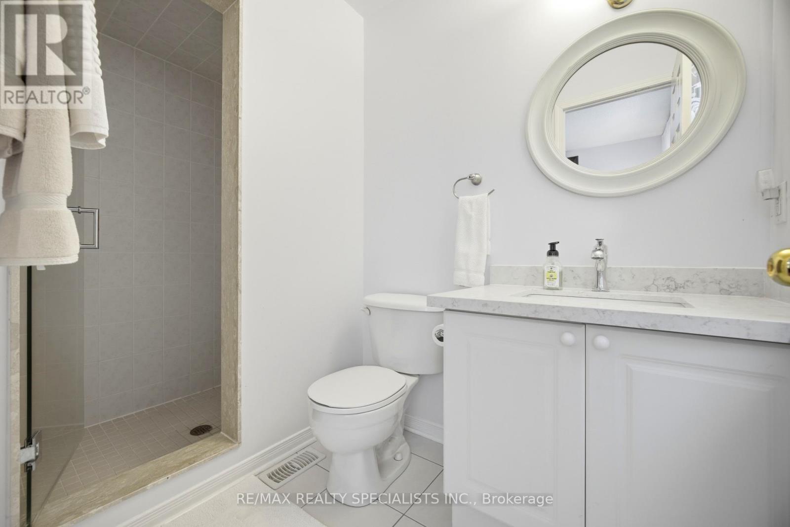#1 3071 TREADWELLS DRIVE - 23