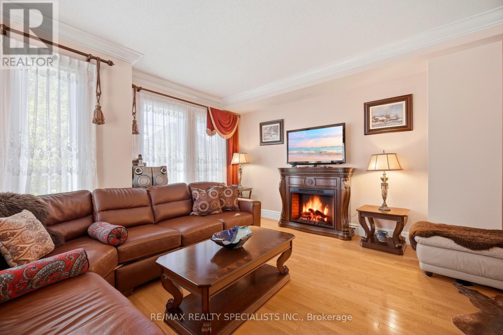 #1 3071 TREADWELLS DRIVE - 7
