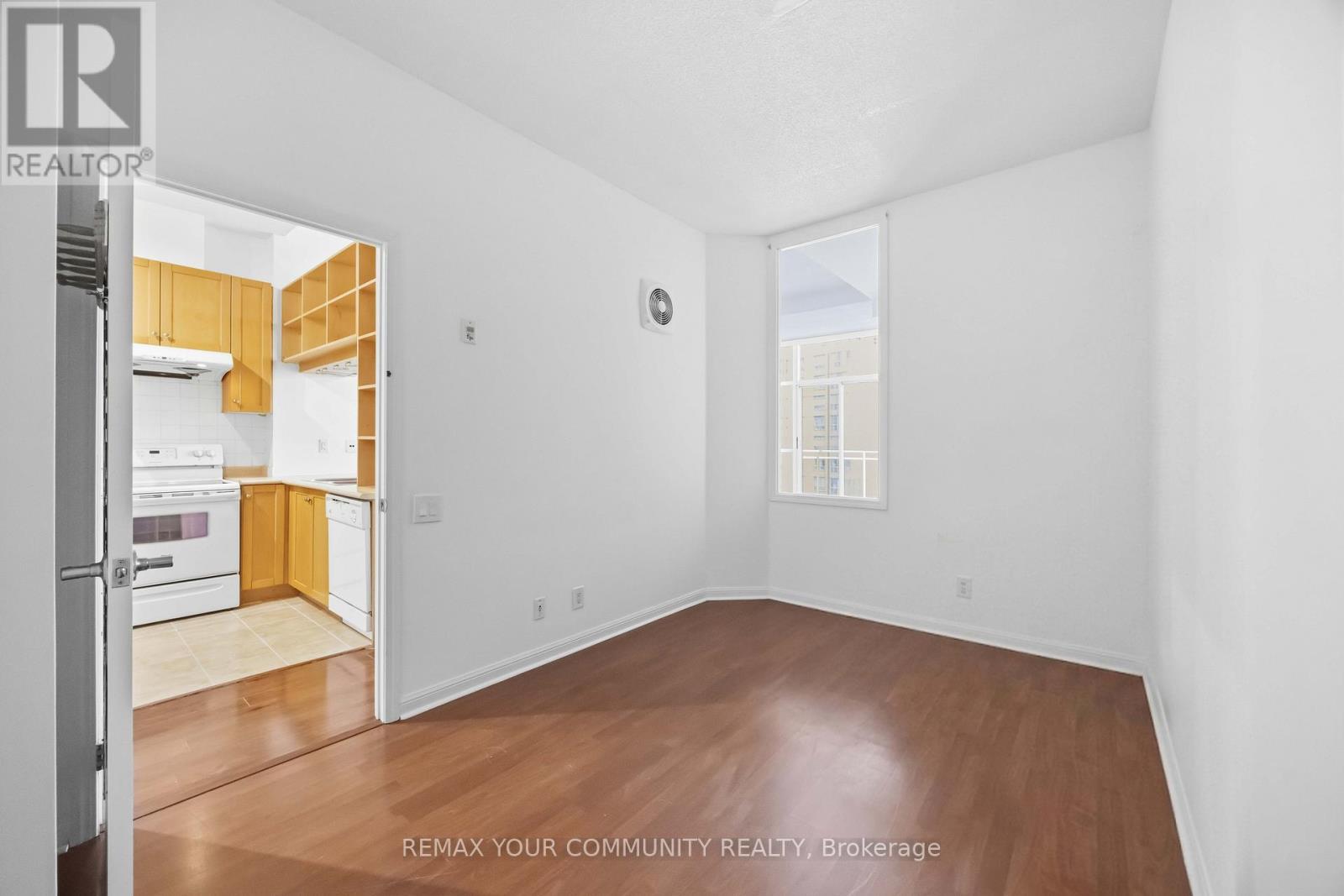 #502 1600 KEELE STREET - 7