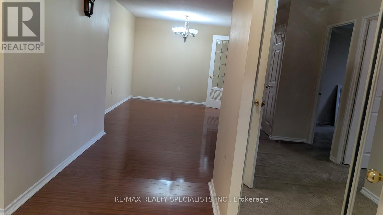 #505 20 CHERRYTREE DRIVE - 10