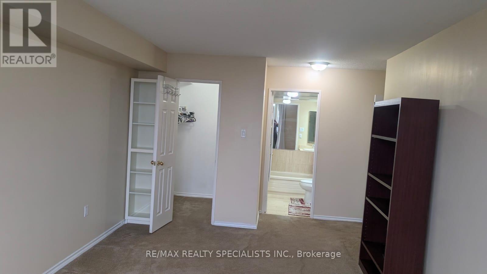 #505 20 CHERRYTREE DRIVE - 12
