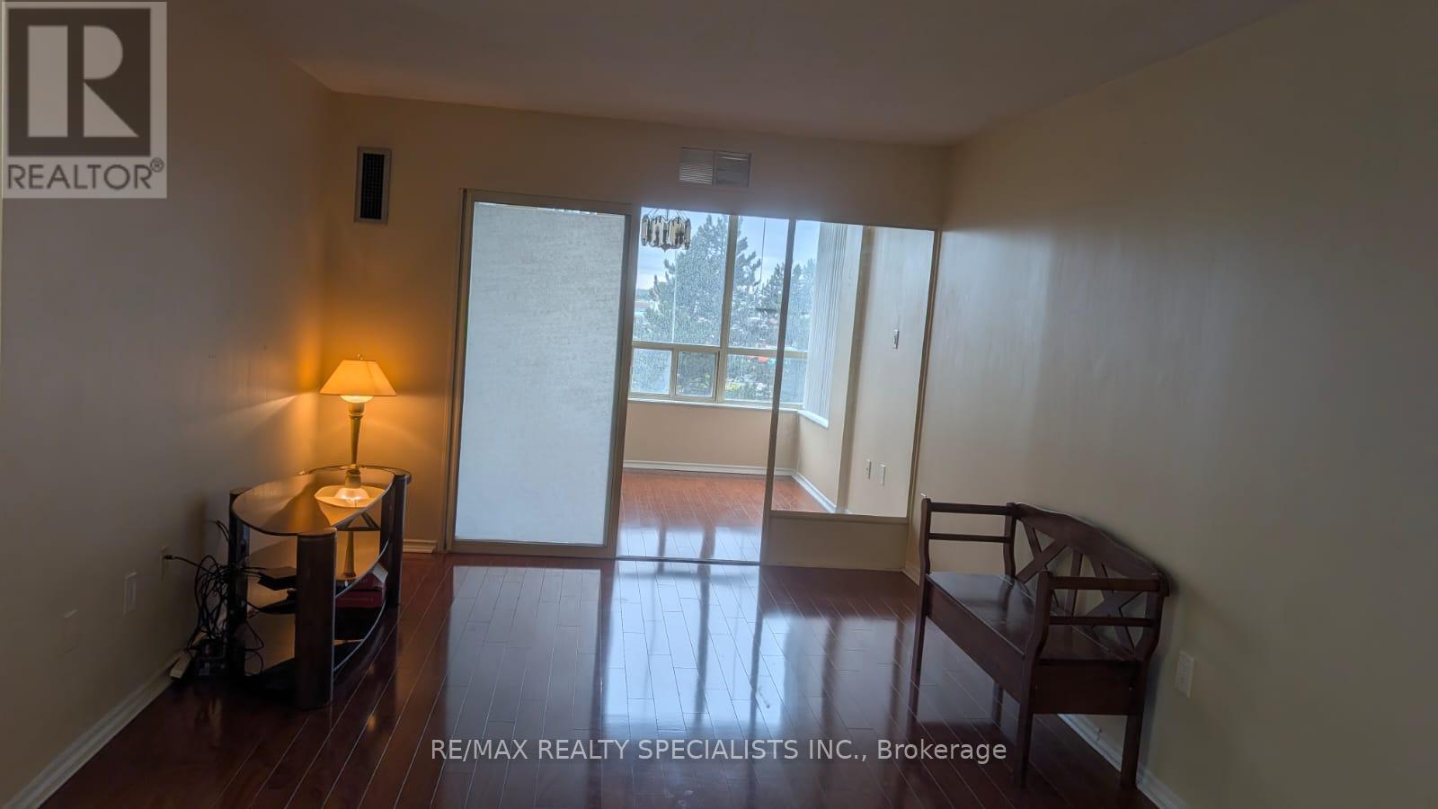 #505 20 CHERRYTREE DRIVE - 9