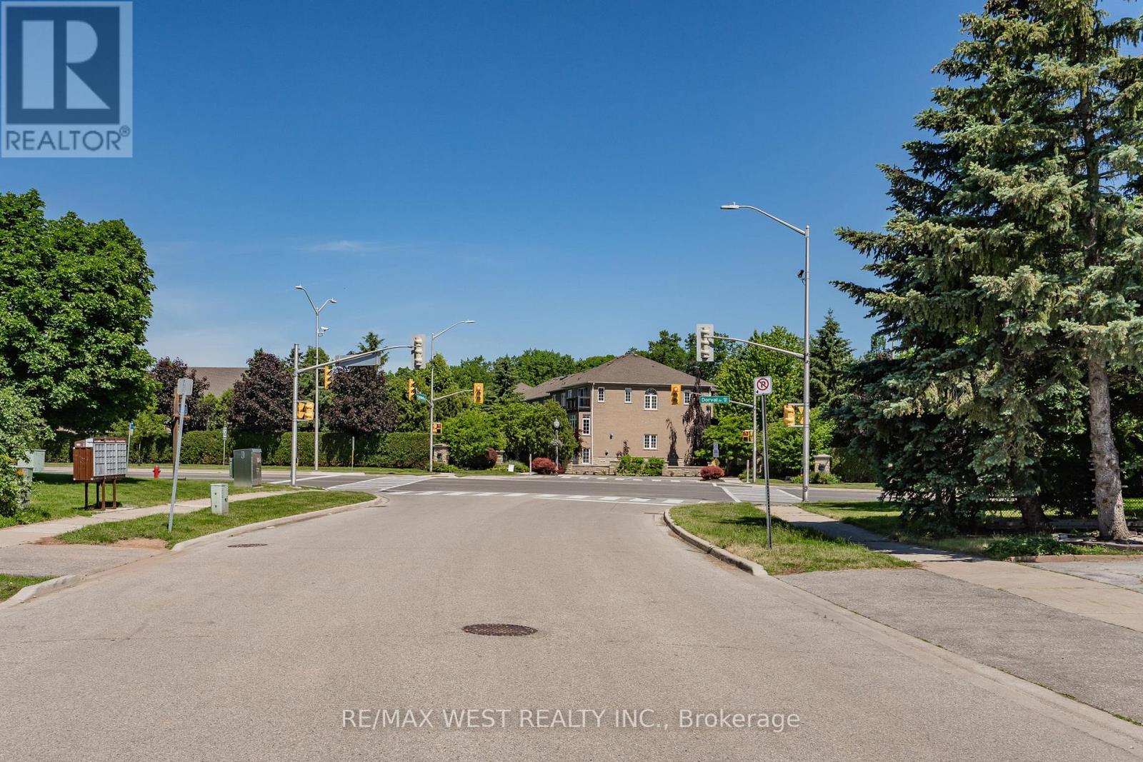 1216 LEEWOOD DRIVE - 43