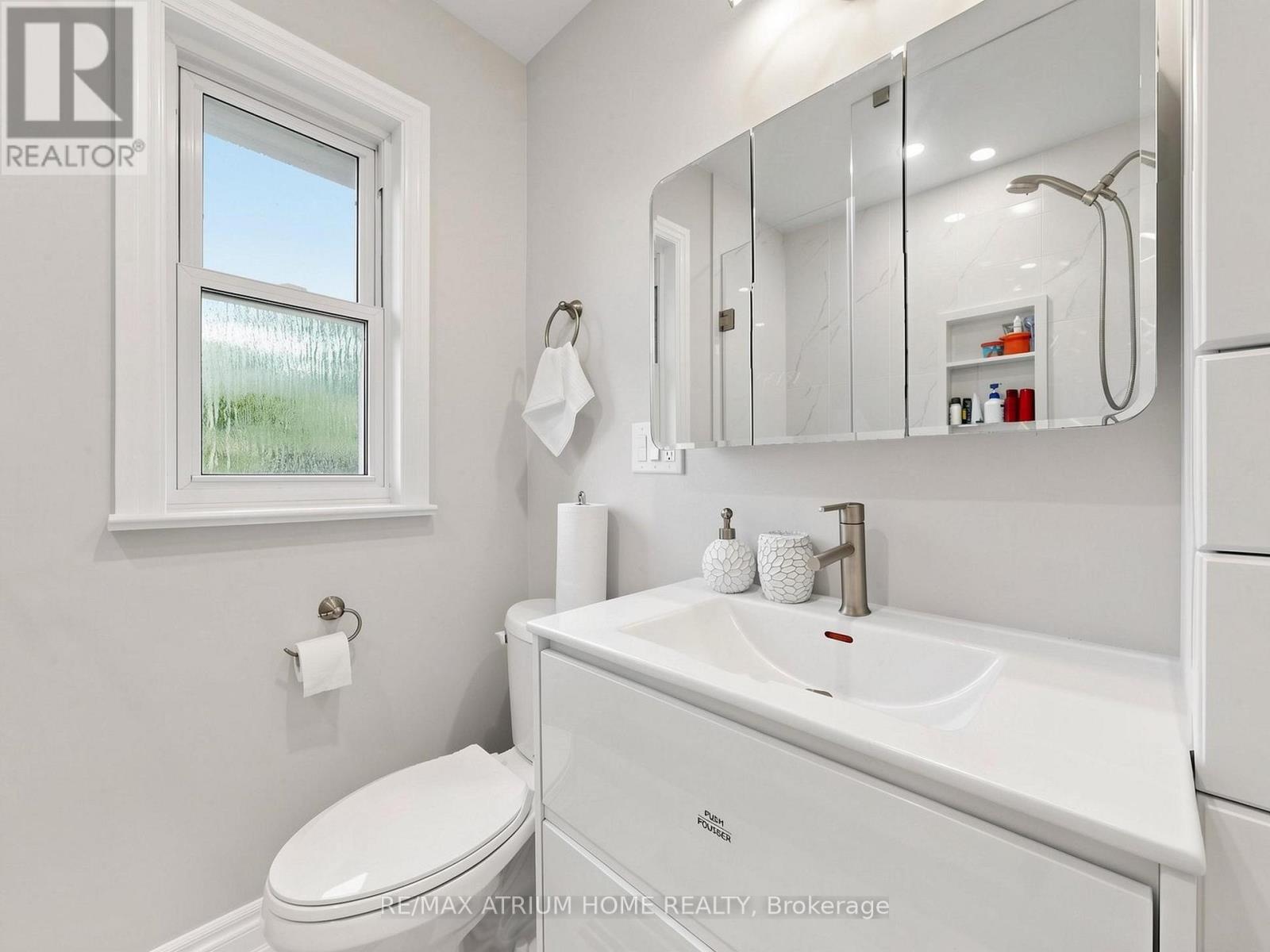 606 PARKSIDE DRIVE - 11