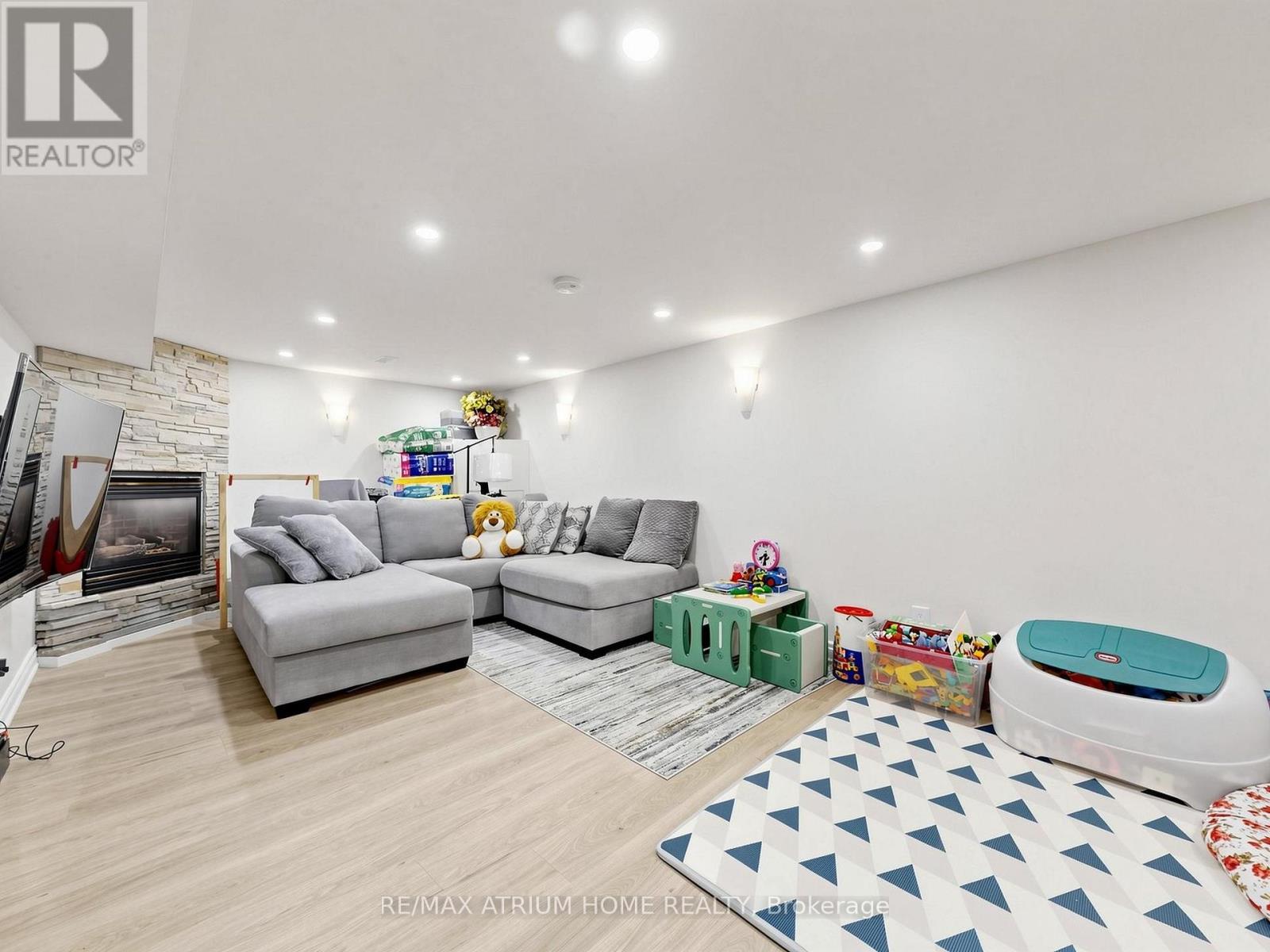 606 PARKSIDE DRIVE - 14