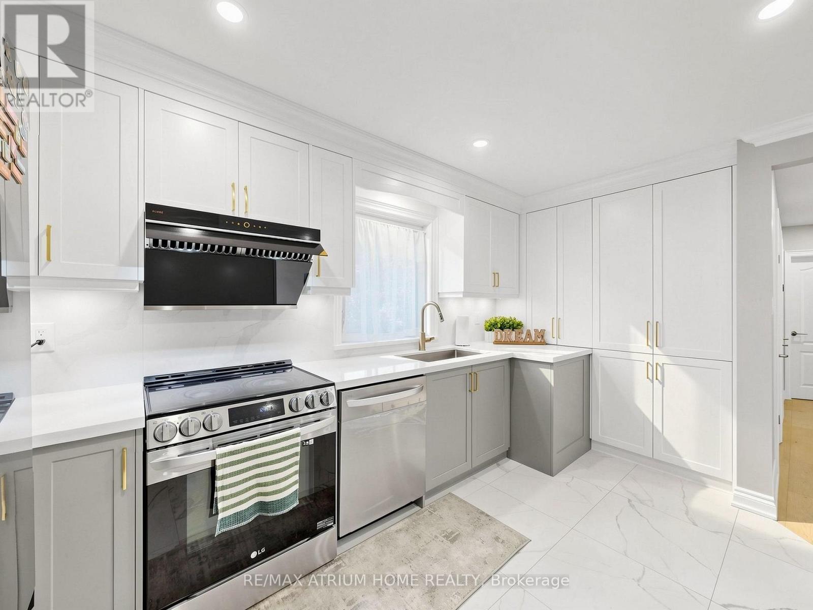 606 PARKSIDE DRIVE - 4