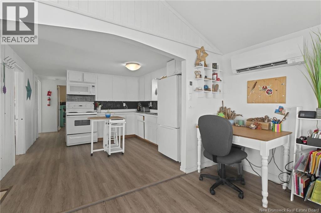 2 De La Mer Boulevard - 12