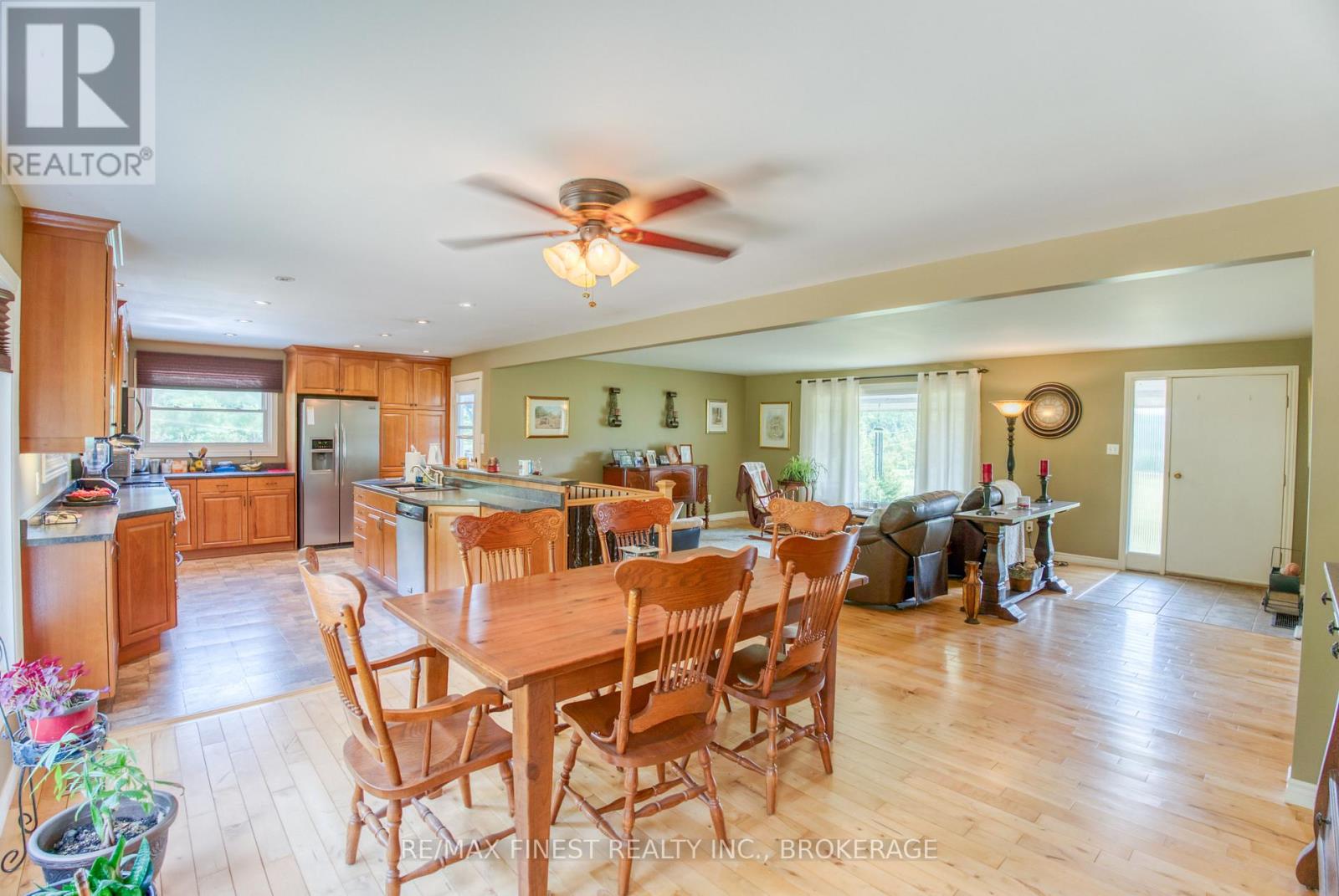 1286 BROCK ROAD - 16