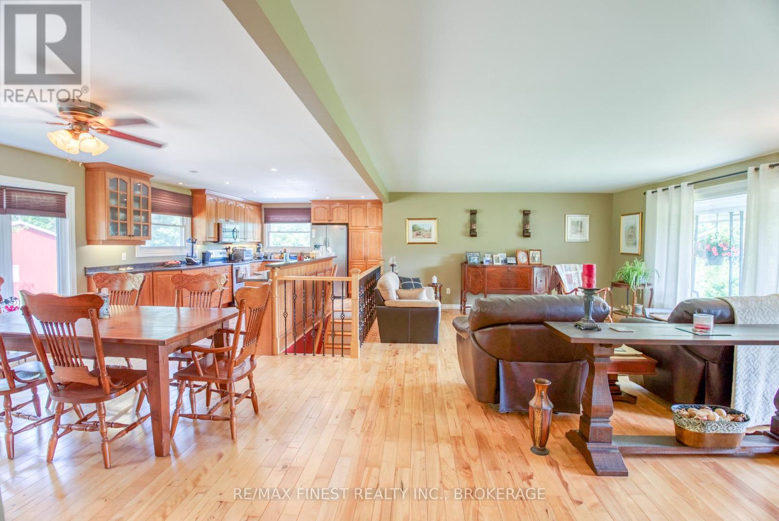 1286 BROCK ROAD - 22