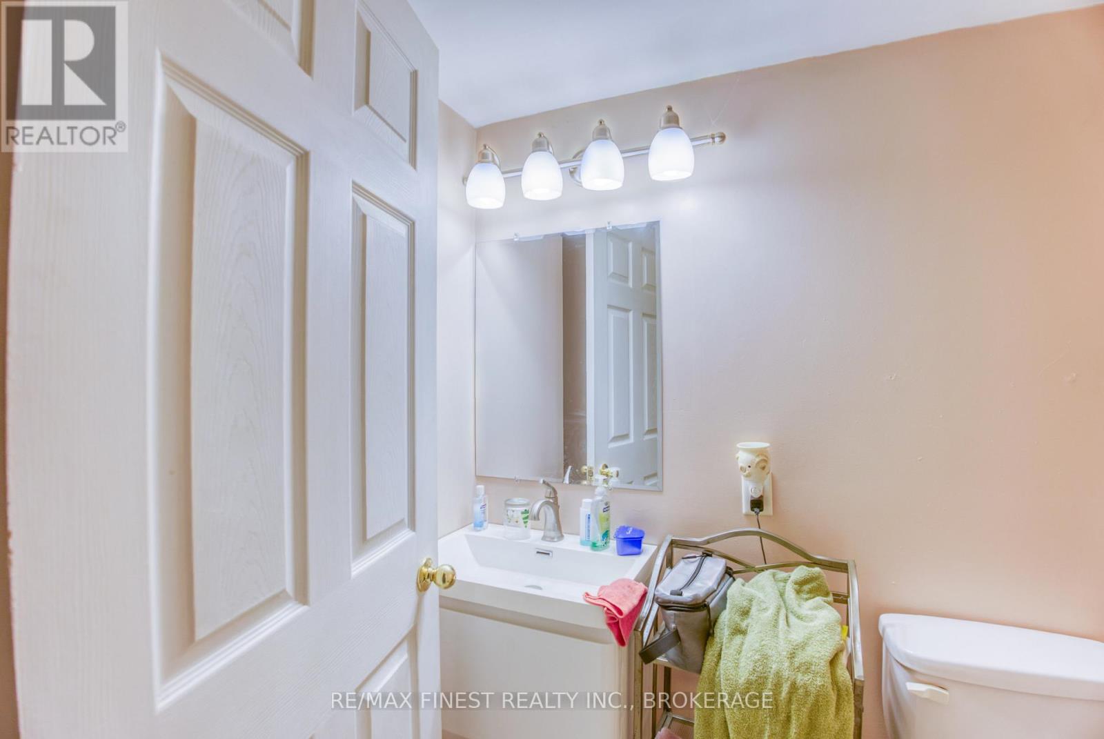 1286 BROCK ROAD - 33