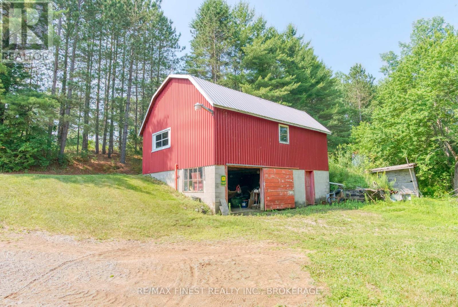 1286 BROCK ROAD - 5