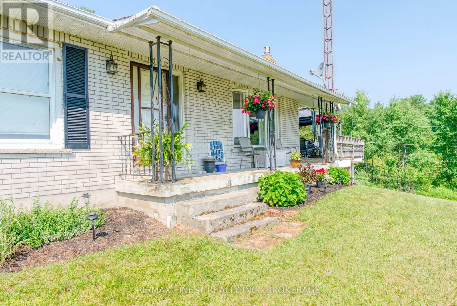 1286 BROCK ROAD - 6