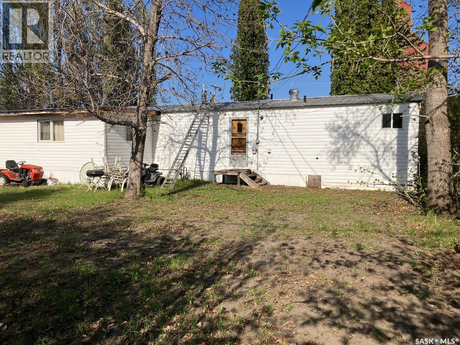 407 Railway AVENUE - 29