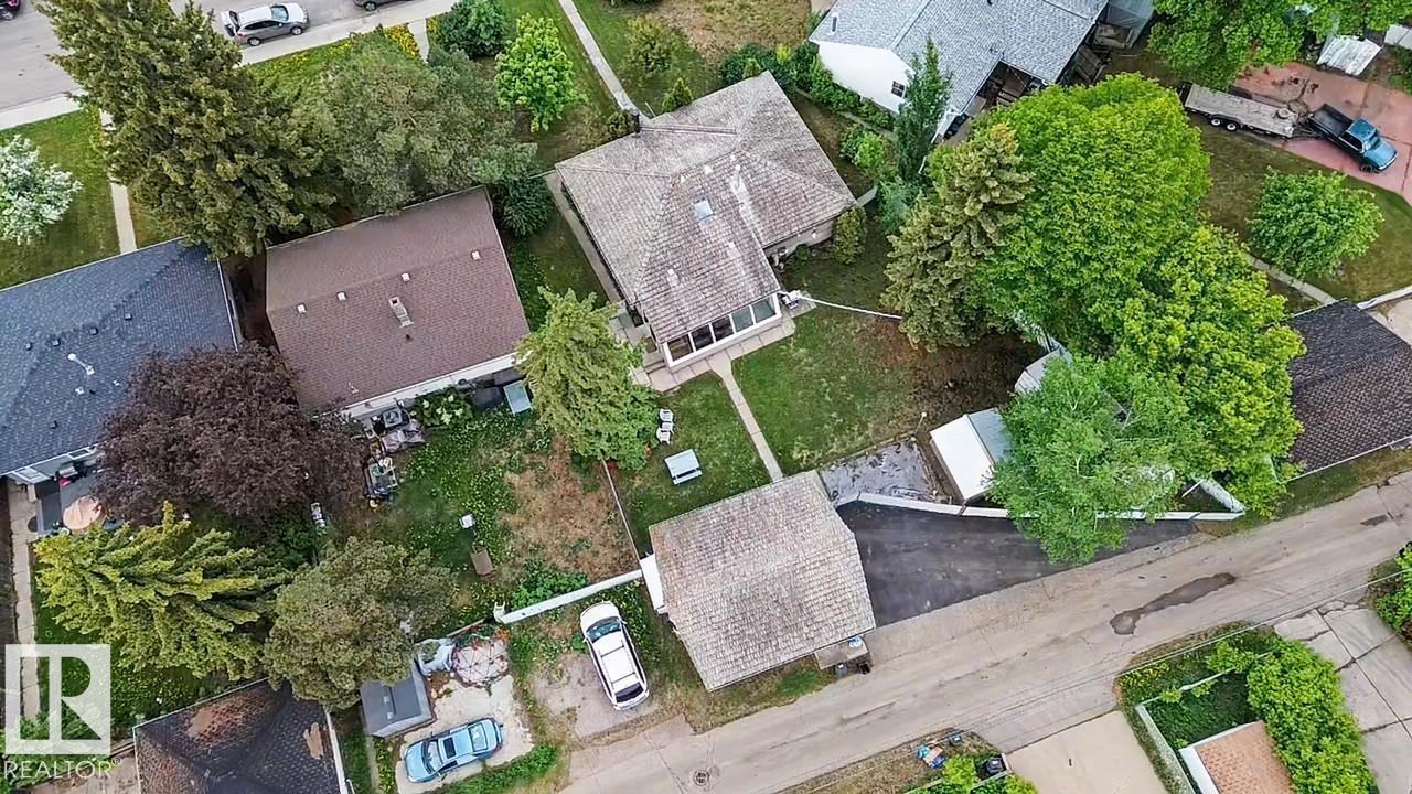 10647 147 ST NW — photo 65