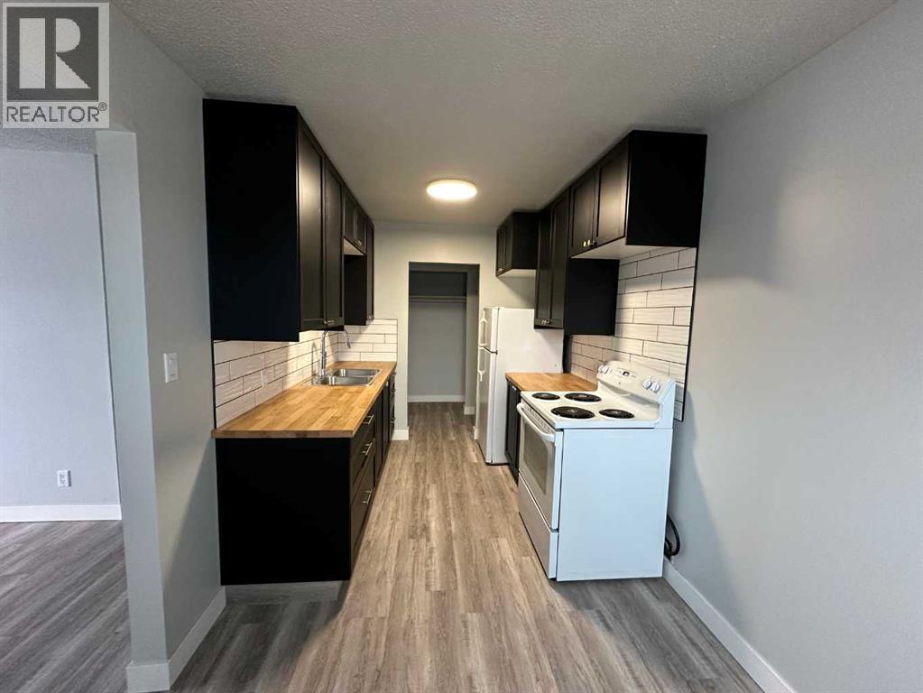 4518 47 A Avenue - photo 5