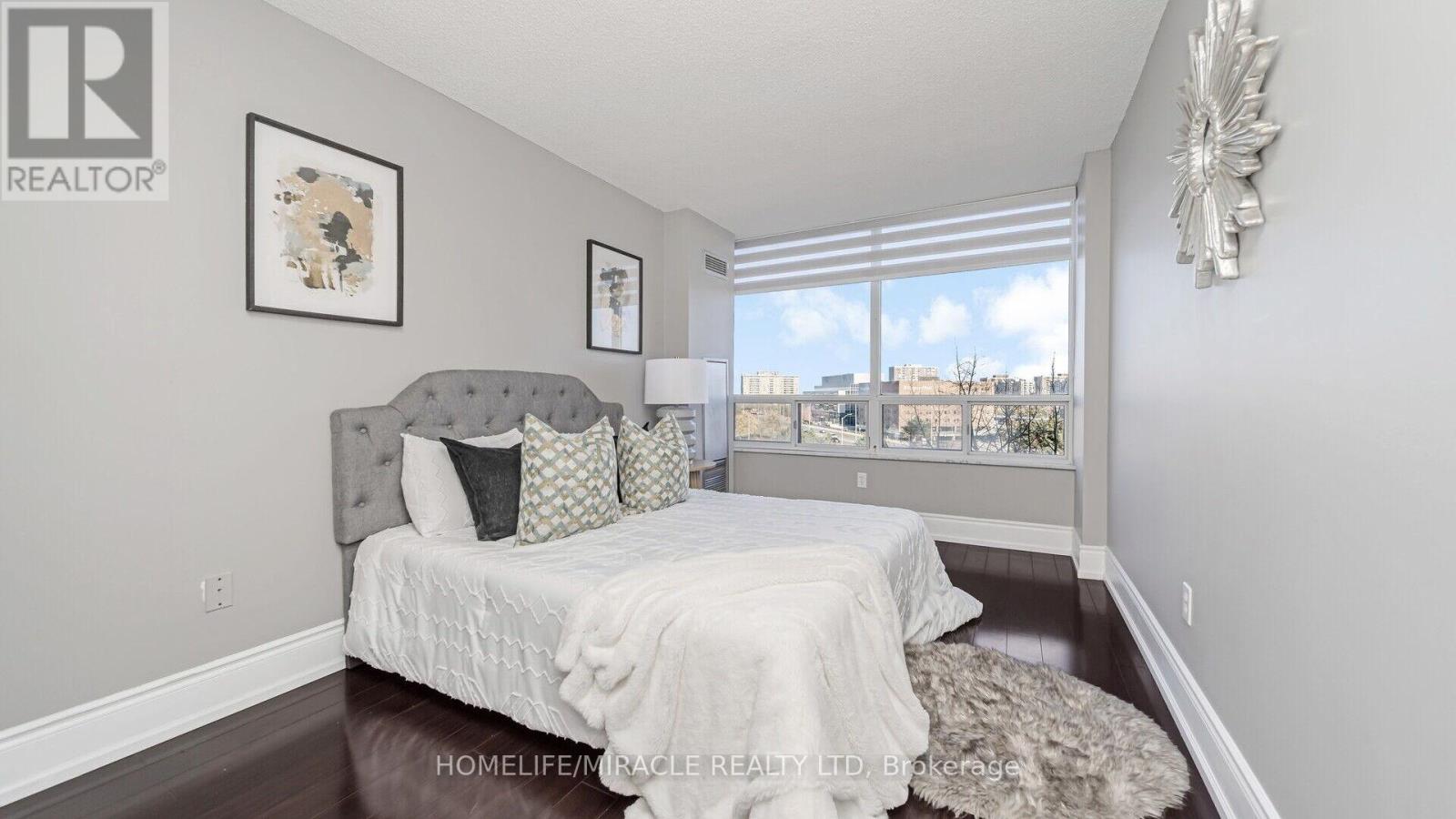 #510 22 HANOVER ROAD - 16