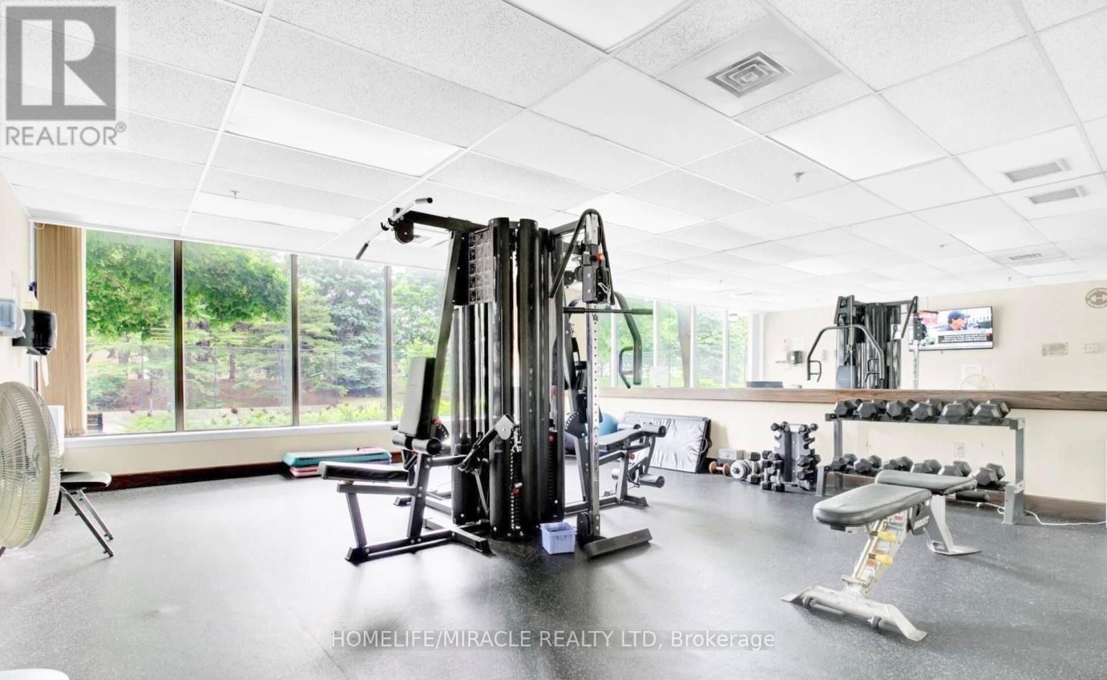 #510 22 HANOVER ROAD - 42
