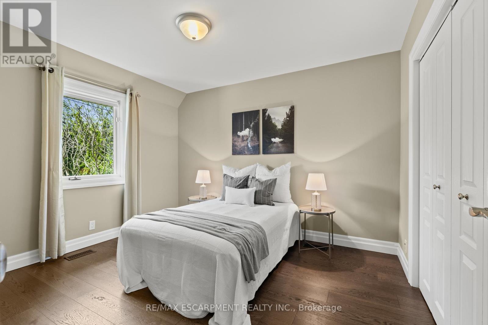 404 HAMILTON DRIVE - Image 25